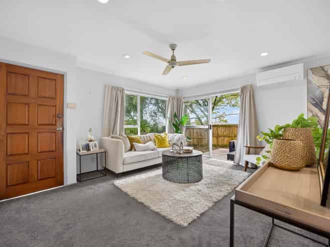 1/1 Piripiri Crescent, Torbay