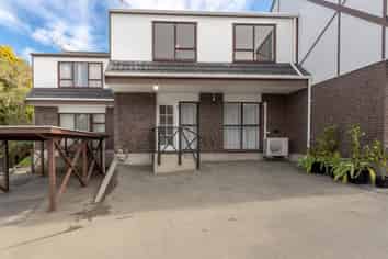 8/75 Delhi Crescent, Khandallah