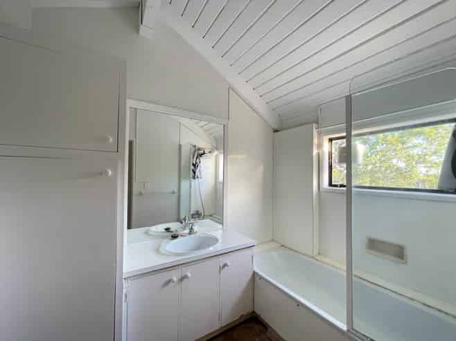 1/66 Monteith Crescent, Remuera