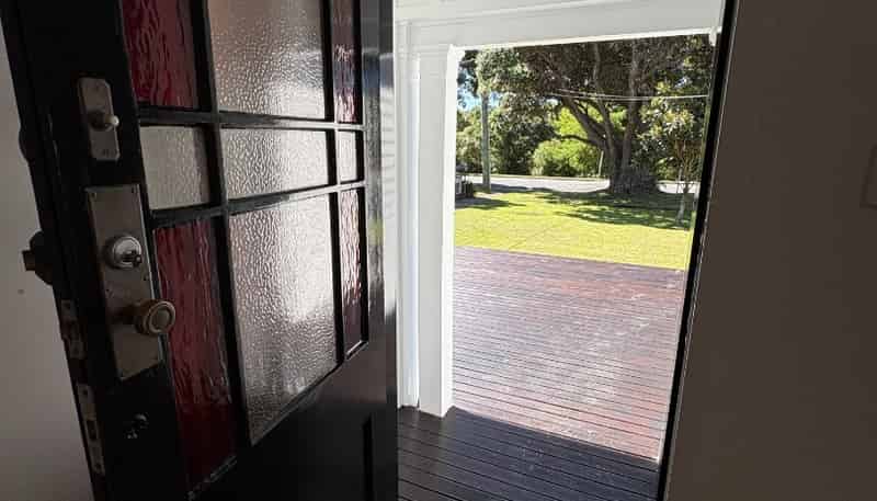 63 Riverside Drive, Waiwhetu