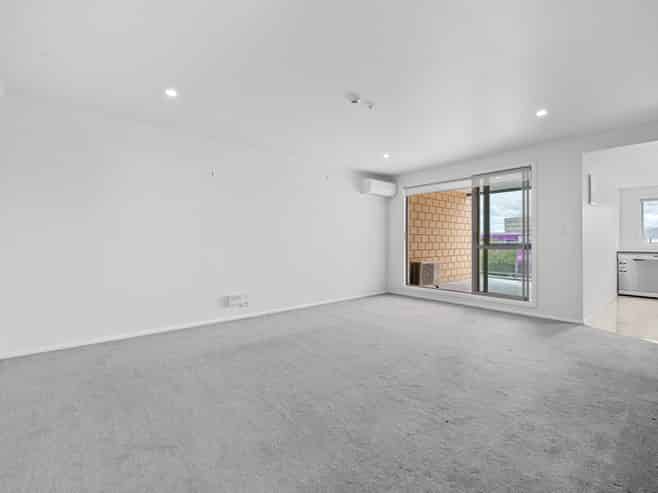 4/7 Vialou Street, Hamilton Central
