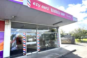 AFFORDABLE SUBURBAN RETAIL SHOP OR OFFICE