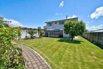 16 Oakland Street, Mataura