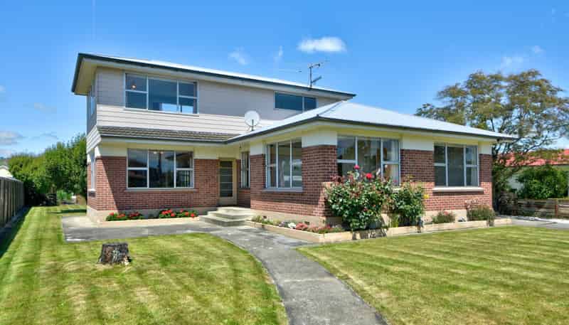 16 Oakland Street, Mataura