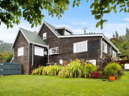 42 Fulton Road, Glenleith