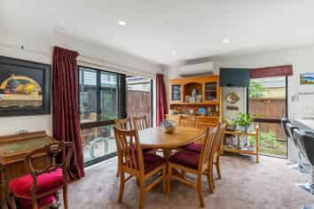 21 Donald Street, Karori