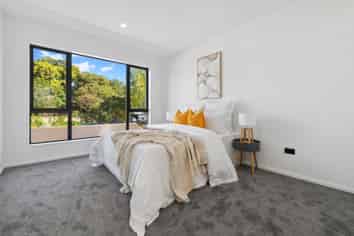 6/12 William Street, Mangere East