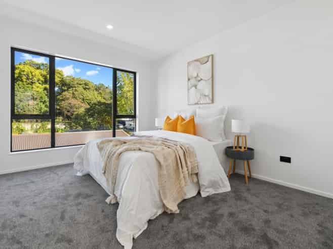 6/12 William Street, Mangere East