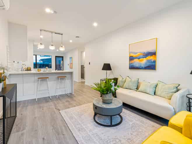 6/12 William Street, Mangere East