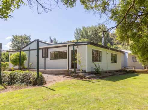 436 Jacksons Line, Masterton