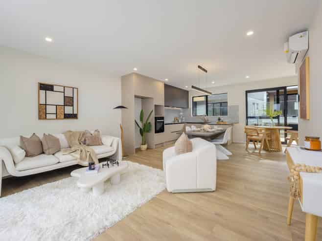 9C Catalina Crescent, Forrest Hill