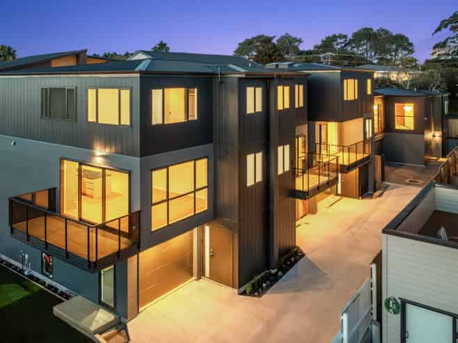 9C Catalina Crescent, Forrest Hill