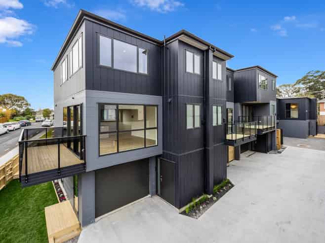 9C Catalina Crescent, Forrest Hill