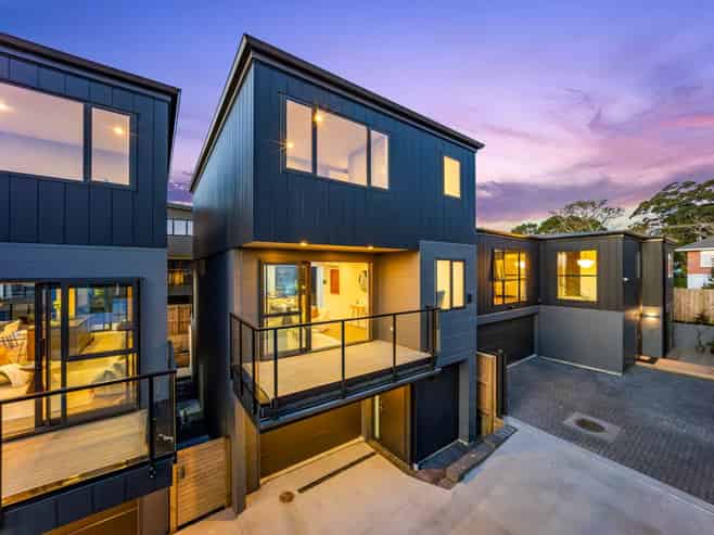 9C Catalina Crescent, Forrest Hill