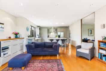 22 Braithwaite Street, Karori