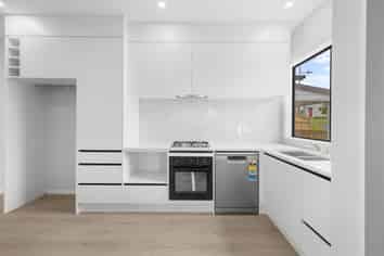 6 Wild Flower Way, Karaka