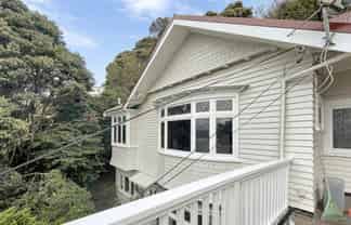 1/89 Barnard Street, Wadestown