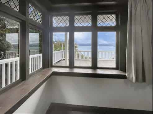 1/89 Barnard Street, Wadestown