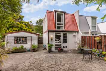 22b Ranelagh Street, Karori