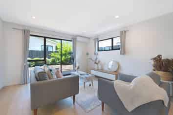 7/17 Rewarewa Road, Te Atatu Peninsula