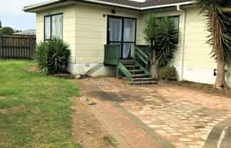 4 Dungarvon Place, Clendon Park