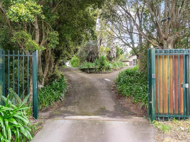 1230 Alfriston Road, Ardmore