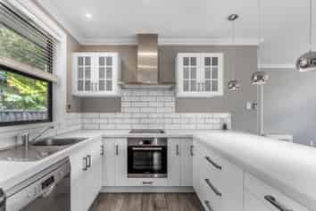 4 Lees Street, Gladstone