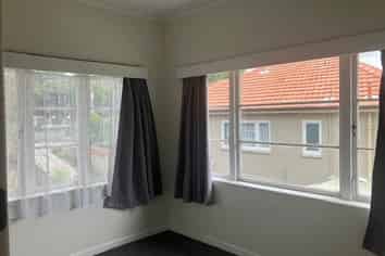 12 Masters Avenue, Hillcrest