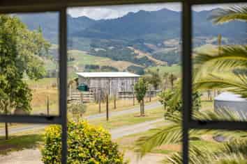 112 Grove Road, Te Pahu