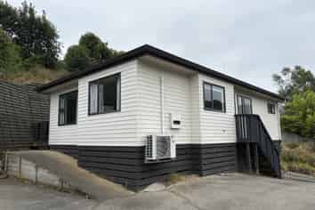 332 Kaikorai Valley Road, Bradford