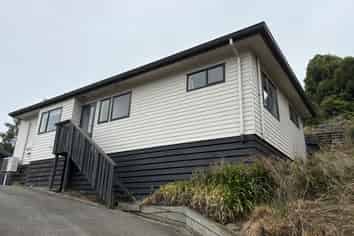 332 Kaikorai Valley Road, Bradford