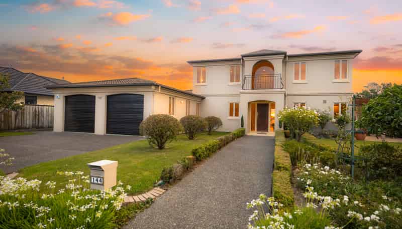 144 Pacific Drive, Fitzherbert