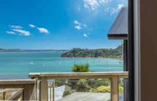 12 Makora Ave, Waiheke Island