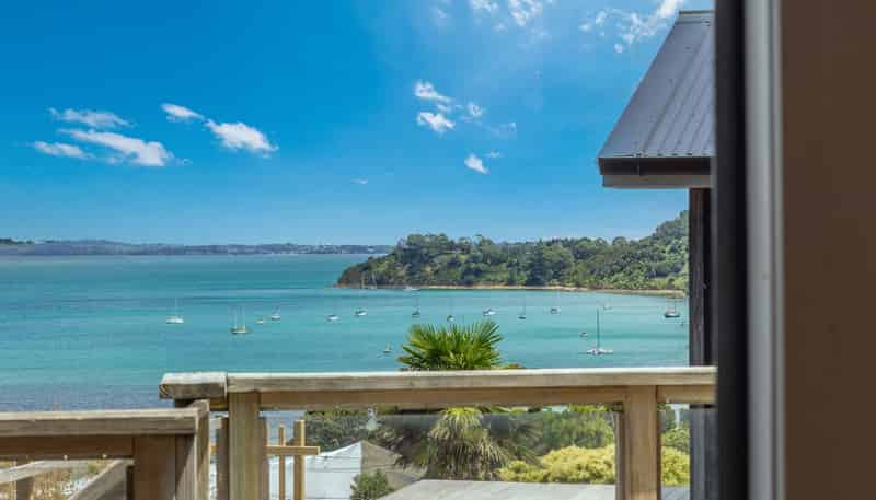 12 Makora Ave, Waiheke Island