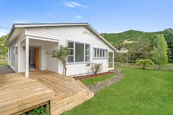 377 Parihauhau Road, Parikino