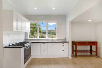 377 Parihauhau Road, Parikino