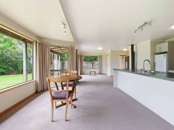 282 Smart Road, Hillsborough