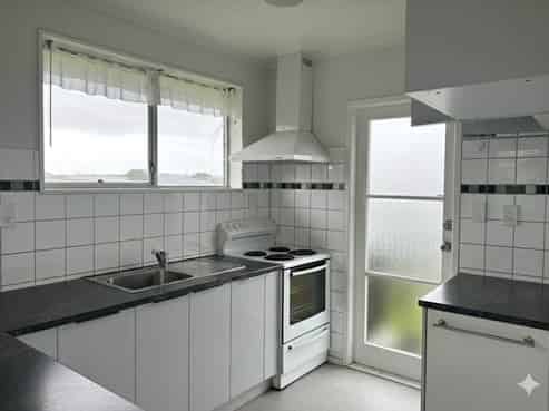 2/19 Megan Avenue, Pakuranga