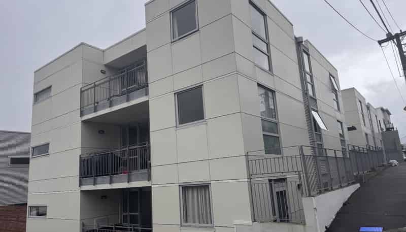 10/27 Hanson Street, Mount Cook