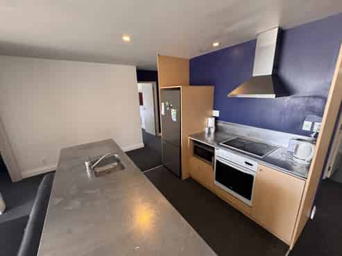 10/27 Hanson Street, Mount Cook