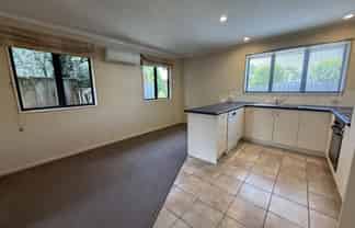 13A Ward Street, Burleigh