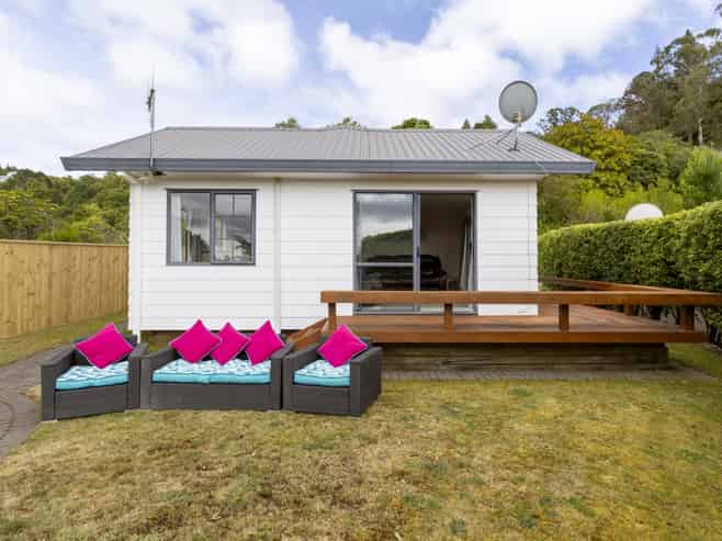 2/19 Brunette Drive, Acacia Bay