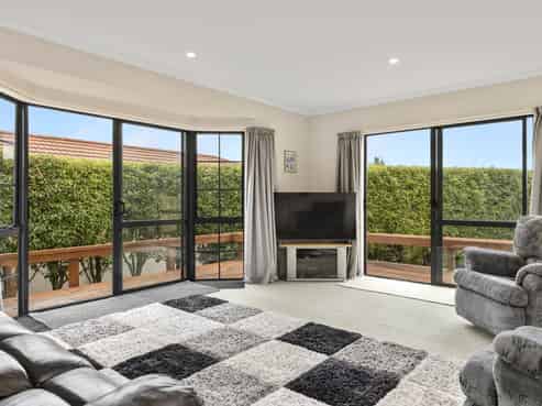 2/19 Brunette Drive, Acacia Bay