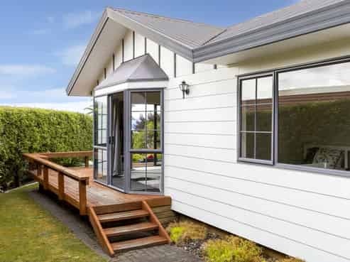 2/19 Brunette Drive, Acacia Bay