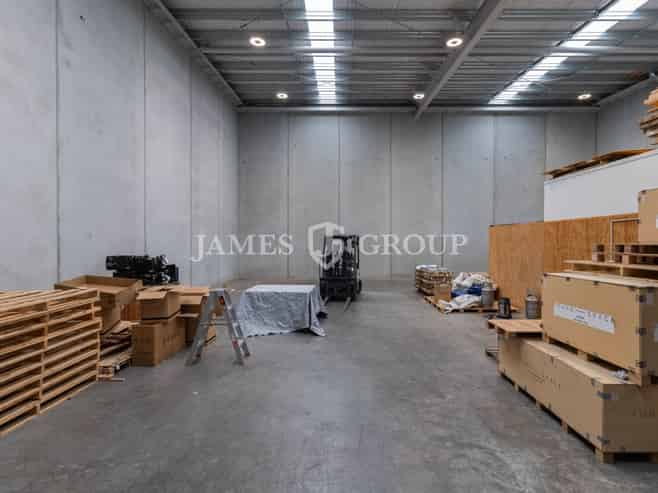 358m² High Stud Industrial - Penrose