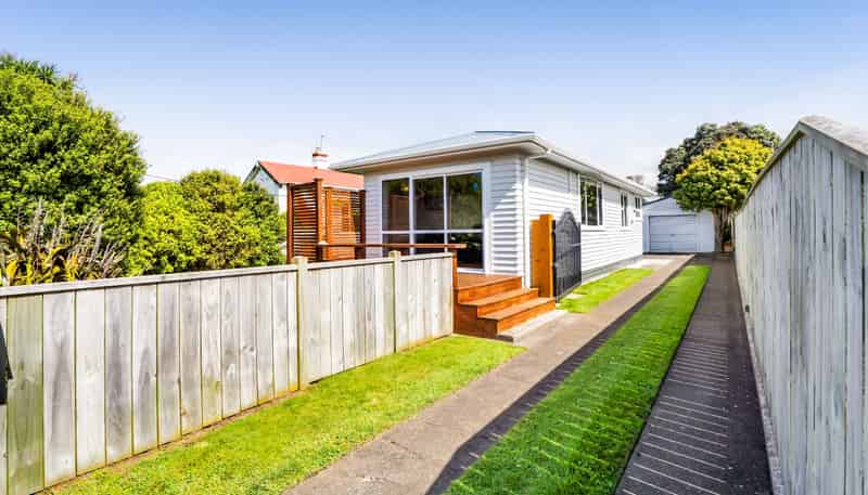 114 Fairfield Road, Hawera