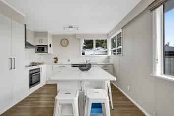 114 Fairfield Road, Hawera