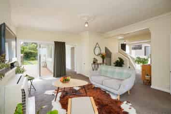 512 Tay Street, Hawthorndale