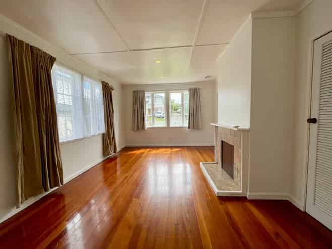 10 Triton Avenue, Mount Roskill