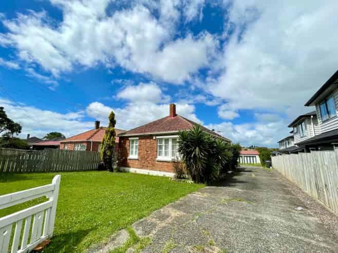 10 Triton Avenue, Mount Roskill